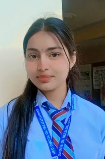 Gauranshi Goswami, HEC university topper
